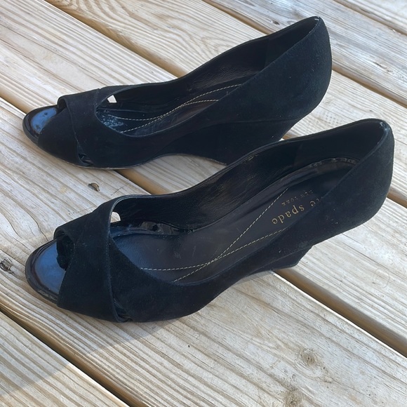 Kate Spade Black Suede Peep-Toe Wedges size 7.5 - Picture 3 of 14